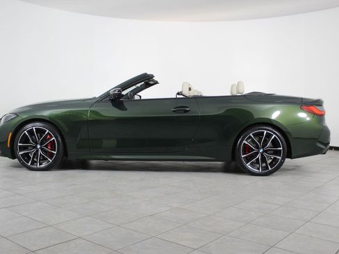 Certified 2023 BMW 440i xDrive Convertible w/ Premium Package image 2