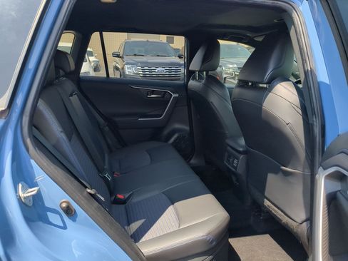 Used 2023 Toyota RAV4 XSE AWD/4WD image 32
