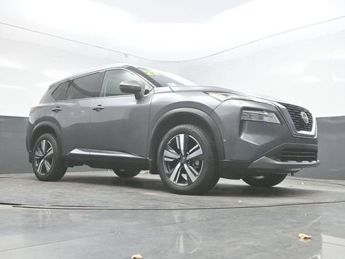 Used 2022 Nissan Rogue SL w/ SL Premium Package image 26