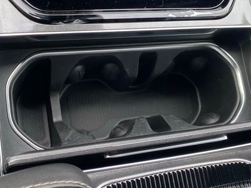 New 2024 Jeep Wagoneer L 4WD w/ Convenience Group I image 25