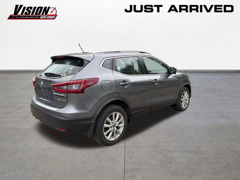 Used 2021 Nissan Rogue Sport SV w/ Technology Package AWD/4WD image 5