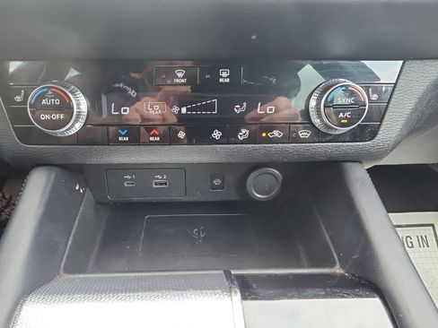Used 2022 Mitsubishi Outlander SEL AWD/4WD image 27