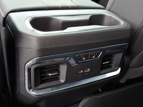 Used 2026 Chevrolet Silverado 1500 High Country w/ High Country Premium Package AWD/4WD image 11