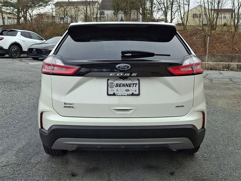 Used 2022 Ford Edge SEL w/ Convenience Package image 5
