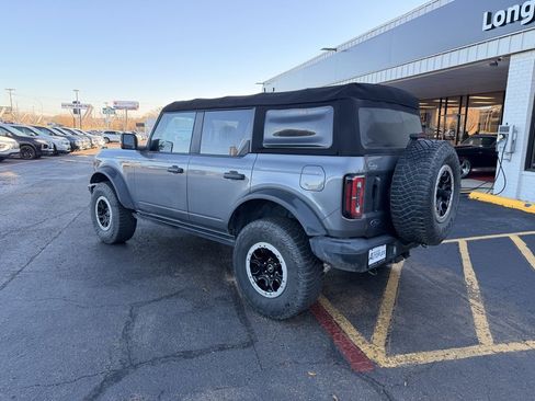 Used 2021 Ford Bronco Badlands image 3