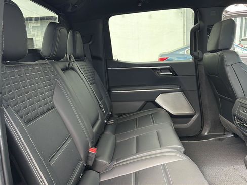 Used 2024 GMC Sierra EV Denali AWD/4WD image 11