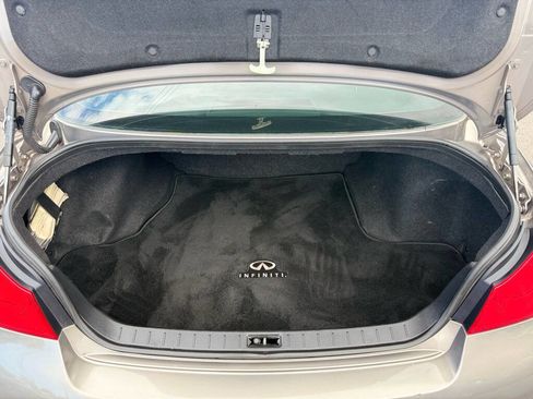 Used 2011 INFINITI G37 x Sedan w/ Premium Pkg image 17