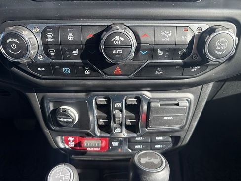 Used 2023 Jeep Wrangler Unlimited Rubicon 4xe w/ Cold Weather Group image 22