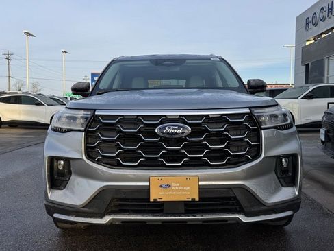 Used 2025 Ford Explorer Platinum w/ LUX Leather Package image 37