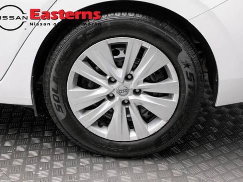 Used 2024 Nissan Sentra S FWD image 8