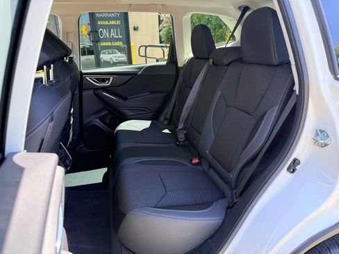 Used 2023 Subaru Forester Premium AWD/4WD image 12