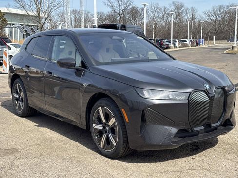 New 2026 BMW iX xDrive60 w/ Executive Package AWD/4WD image 3
