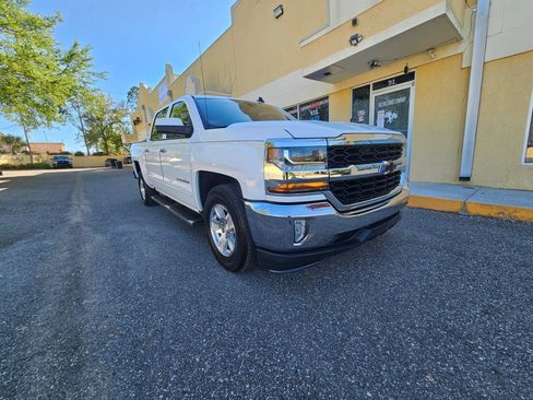 Used 2018 Chevrolet Silverado 1500 LT w/ LT Eassist Package RWD image 1