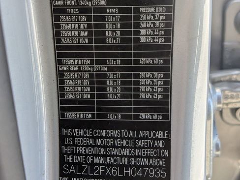 Used 2020 Land Rover Range Rover Evoque First Edition image 22