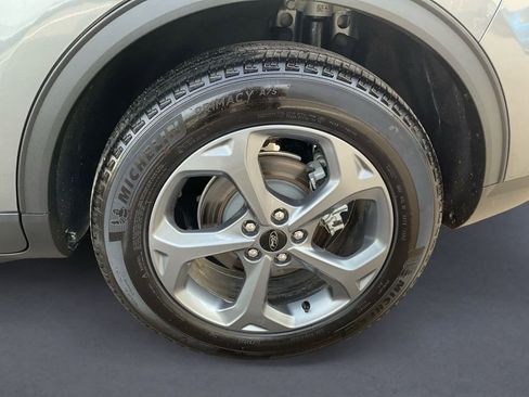 Used 2025 Ford Escape ST-Line AWD/4WD image 14