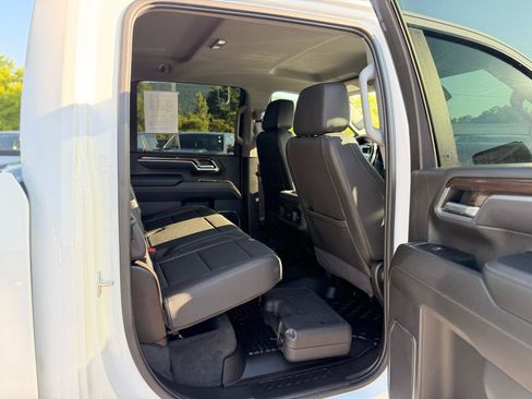 Used 2025 Chevrolet Silverado 3500 LT w/ All Star Edition AWD/4WD image 17