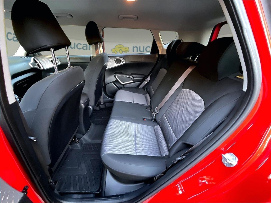 Used 2023 Kia Soul LX FWD image 15