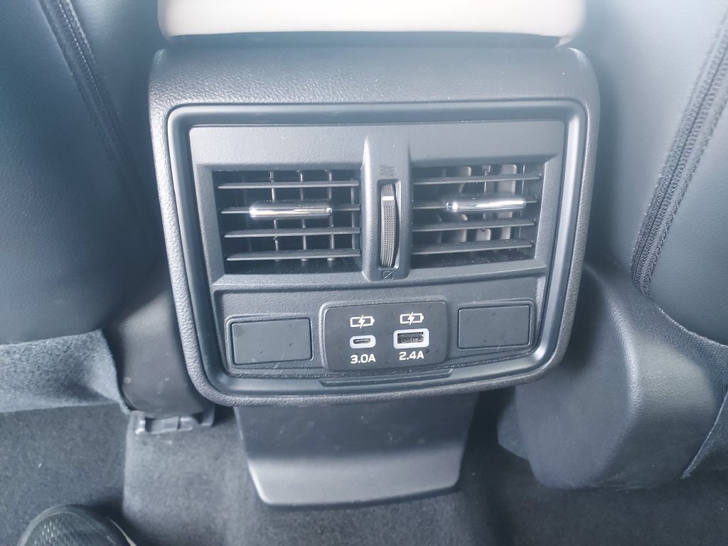 Used 2026 Subaru Forester Premium AWD/4WD image 13