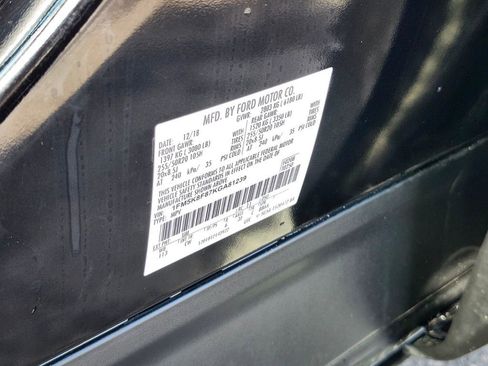 Used 2019 Ford Explorer Limited w/ Ford Safe & Smart Package AWD/4WD image 35
