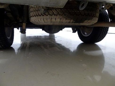 Used 2021 Chevrolet Silverado 1500 LT w/ Bed Protection Package image 12