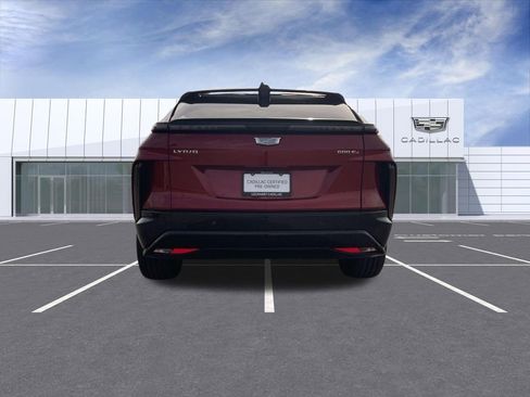 Certified 2024 Cadillac Lyriq Sport AWD/4WD image 7