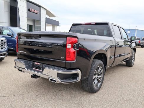 Used 2022 Chevrolet Silverado 1500 LT w/ Z71 Off-Road Package AWD/4WD image 3