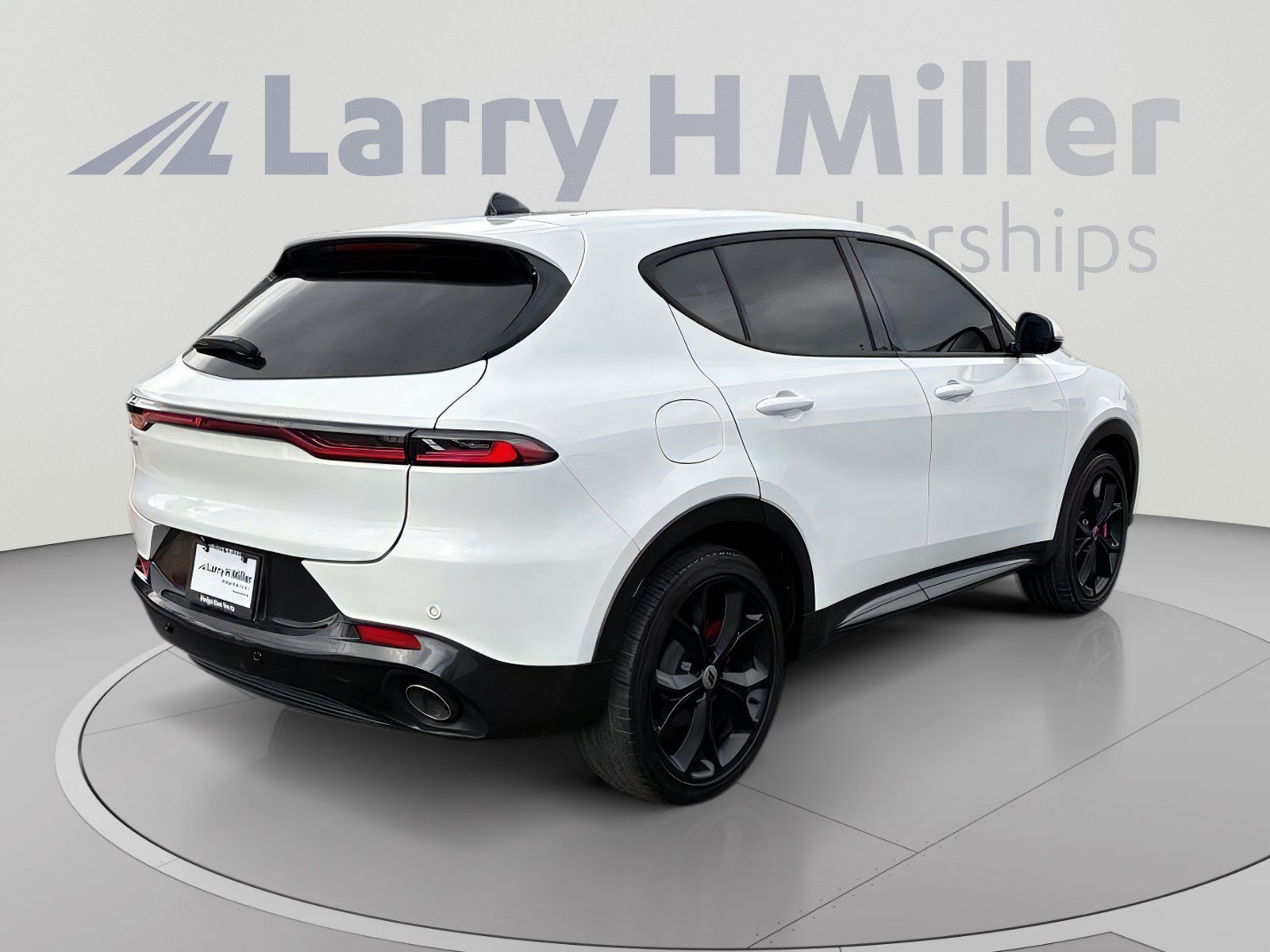 Used 2024 Dodge Hornet R/T w/ Track Pack AWD/4WD image 6