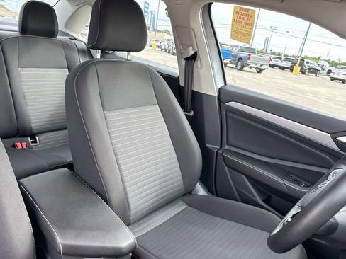 Used 2025 Volkswagen Jetta S FWD image 26