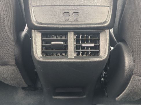 Used 2025 GMC Terrain Elevation AWD/4WD image 33