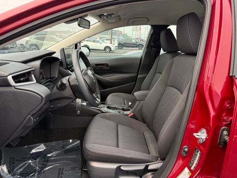 Used 2025 Toyota Corolla LE FWD image 22