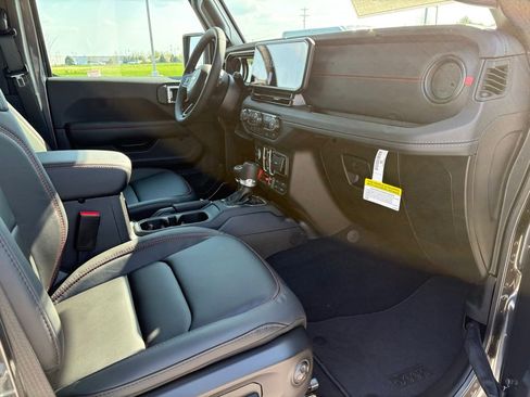 New 2026 Jeep Gladiator Rubicon image 14