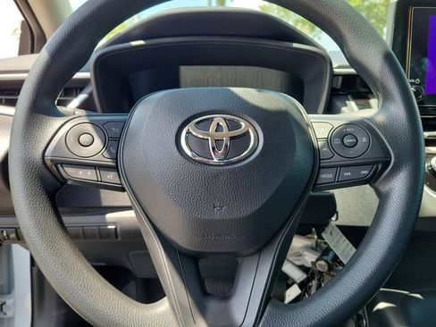 Used 2026 Toyota Corolla LE FWD image 20