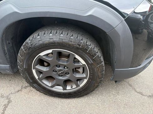 Used 2024 Honda Pilot TrailSport image 4