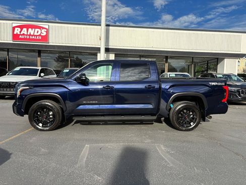 Used 2025 Toyota Tundra Limited w/ TRD Off-Road Package AWD/4WD image 14
