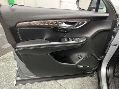 Used 2023 Buick Envision Avenir AWD/4WD image 7