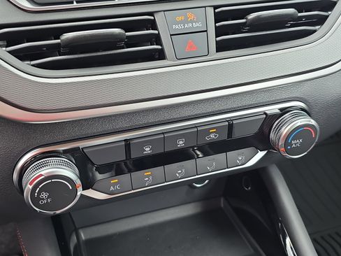 New 2025 Nissan Altima 2.5 SR image 21