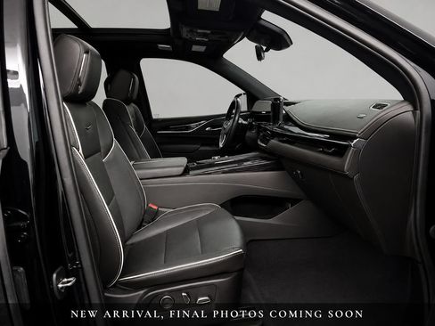Used 2023 Cadillac Escalade Sport w/ Touring Package RWD image 9
