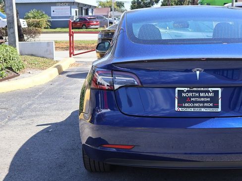 Used 2018 Tesla Model 3 Performance image 14