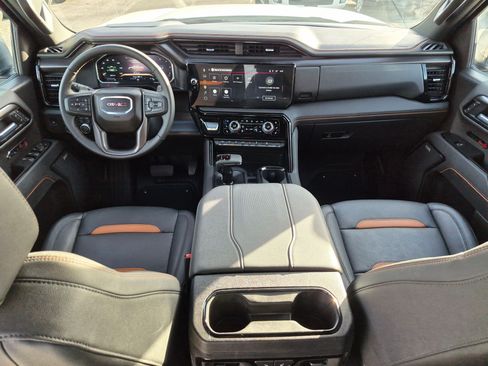 Used 2026 GMC Sierra 1500 AT4 w/ AT4 Premium Package AWD/4WD image 32
