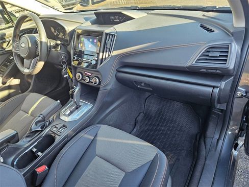 Used 2021 Subaru Crosstrek 2.0i Premium w/ Popular Package #2 image 19