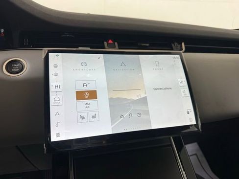 New 2026 Land Rover Range Rover Evoque S image 30