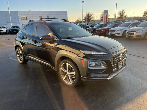 Used 2021 Hyundai Kona Limited image 5