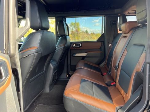 Used 2022 Ford Bronco Outer Banks image 17