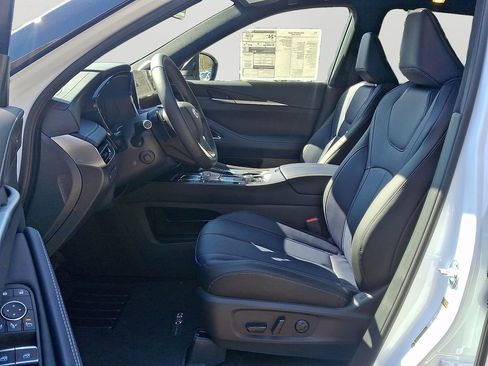 New 2026 INFINITI QX60 Sport w/ Dark Cargo Package image 7