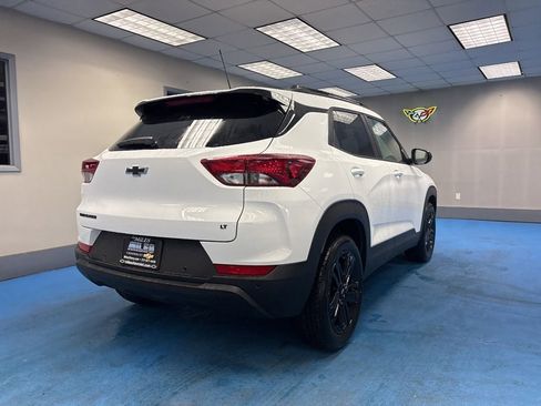 New 2026 Chevrolet TrailBlazer LT w/ Convenience Package FWD image 2