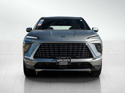 New 2026 Buick Enclave Avenir w/ Super Cruise Package