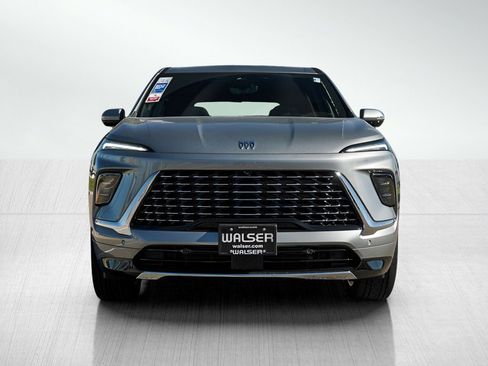 New 2026 Buick Enclave Avenir w/ Super Cruise Package image 2