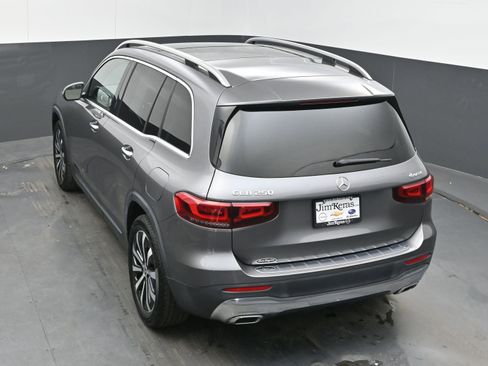 Used 2023 Mercedes-Benz GLB 250 4MATIC image 35