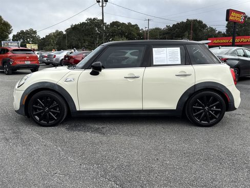 Used 2016 MINI Cooper S image 3