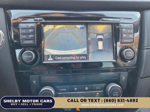 Used 2017 Nissan Rogue SV w/ SV Premium Package image 18